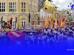 ภูเก็ตคึกคัก! ชุดขาวแน่นรับแห่พระ จุดประทัดต้อนรับสนั่น